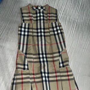 Burberry kids/ girls dress size 10 y.o. Pre owned . Great condition